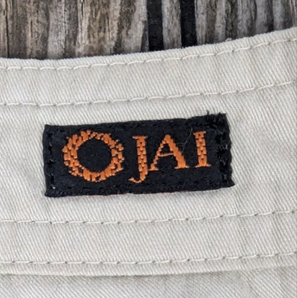 Ojai Size 4 Cream Off White Vintage Capris With Unique Knees And Elastic Hems - Picture 5 of 16